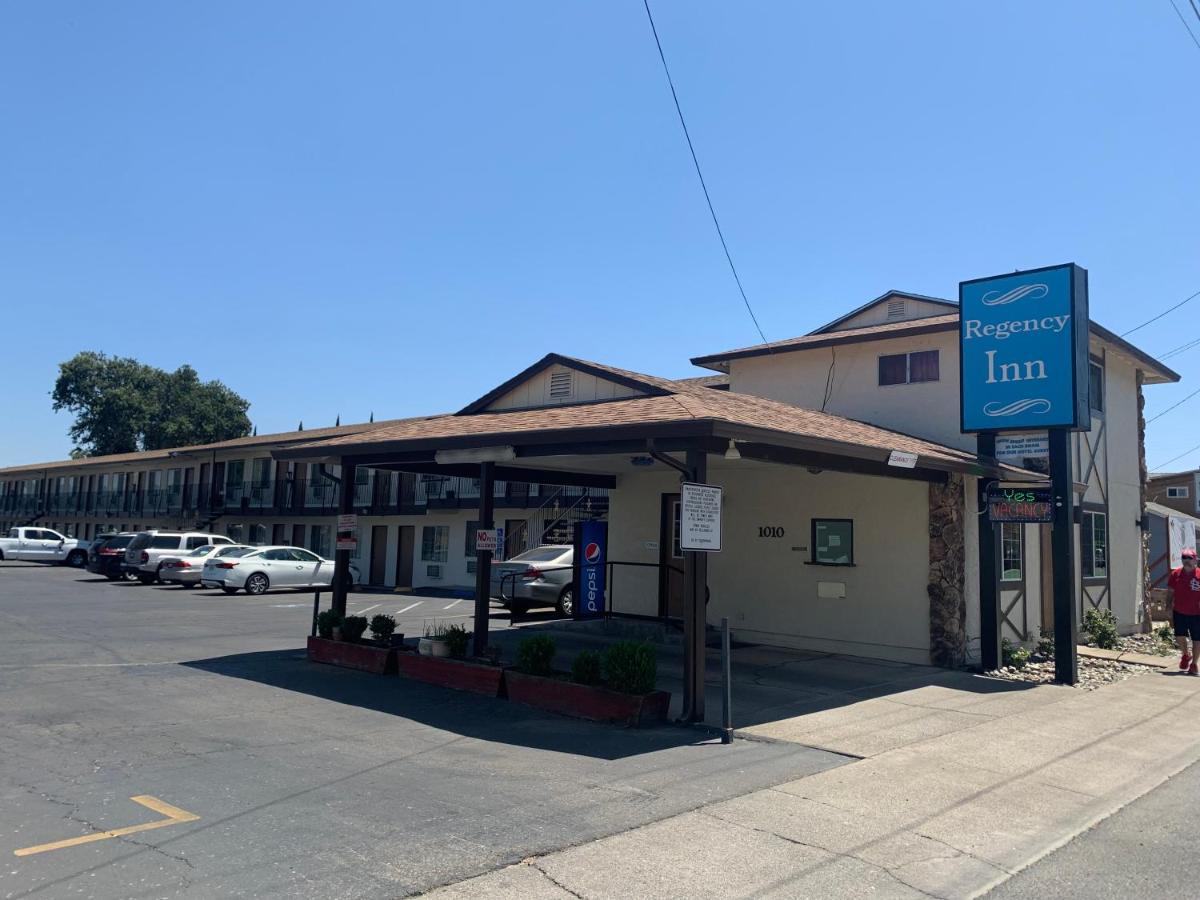 Regency Inn Lakeport Экстерьер фото